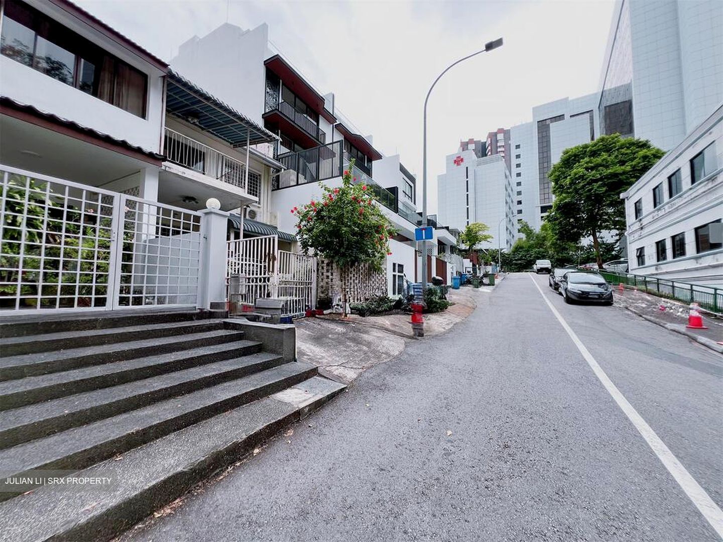 Orchard Road (D9), Terrace #511675321